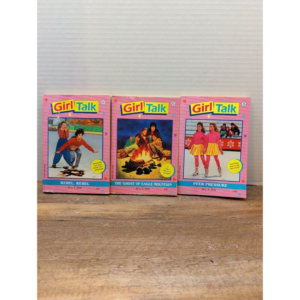 Girl Talk Books Lot Of 3 Paperback L.E. Blair Chapter Books Pre-owned